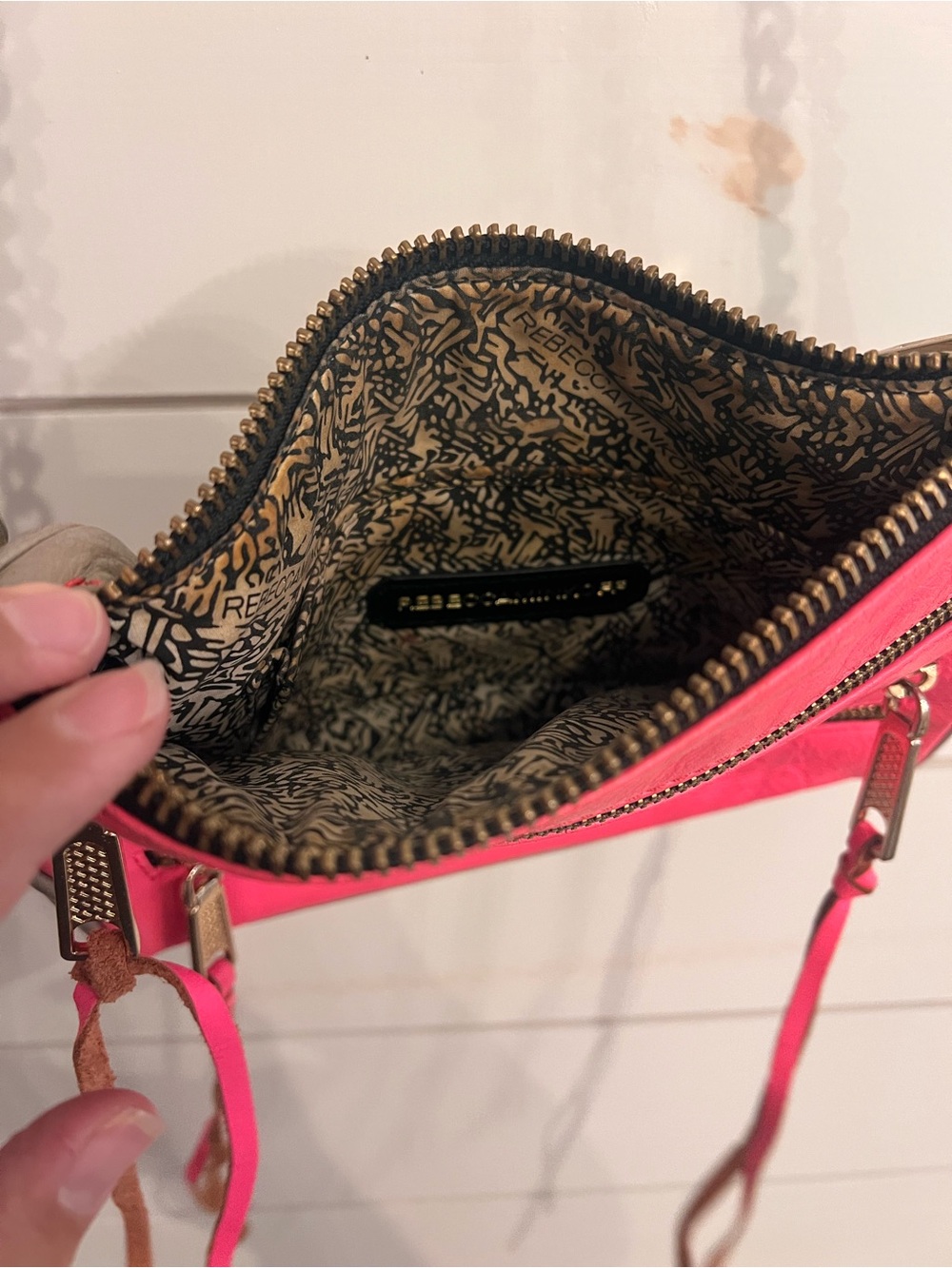 Y2K Women's Hot Pink Crossbody Bag with Chain Strap - Picture 4 of 11